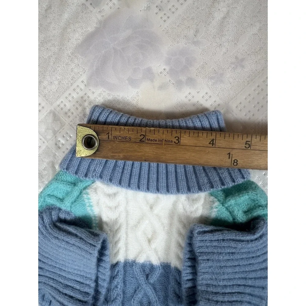 To A Turn Pullover Dog Sweater Blue/ White /green ‎ Size SMALL (6/9 Pound )